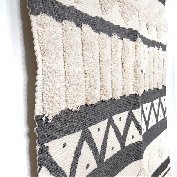 Seavish Hand Woven Morocco Geo Area Rug 2.3 x 5.2 - Picture 7 of 8